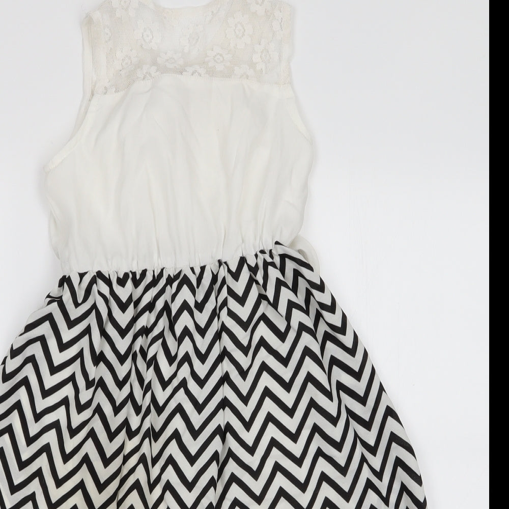 Sunny Fashion Girls Black Striped  Fit & Flare  Size 7 Years  - Longer Length at back