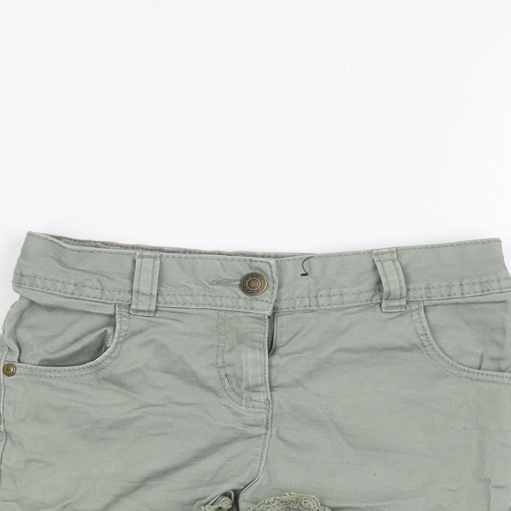 George Girls Green   Chino Shorts Size 6-7 Years