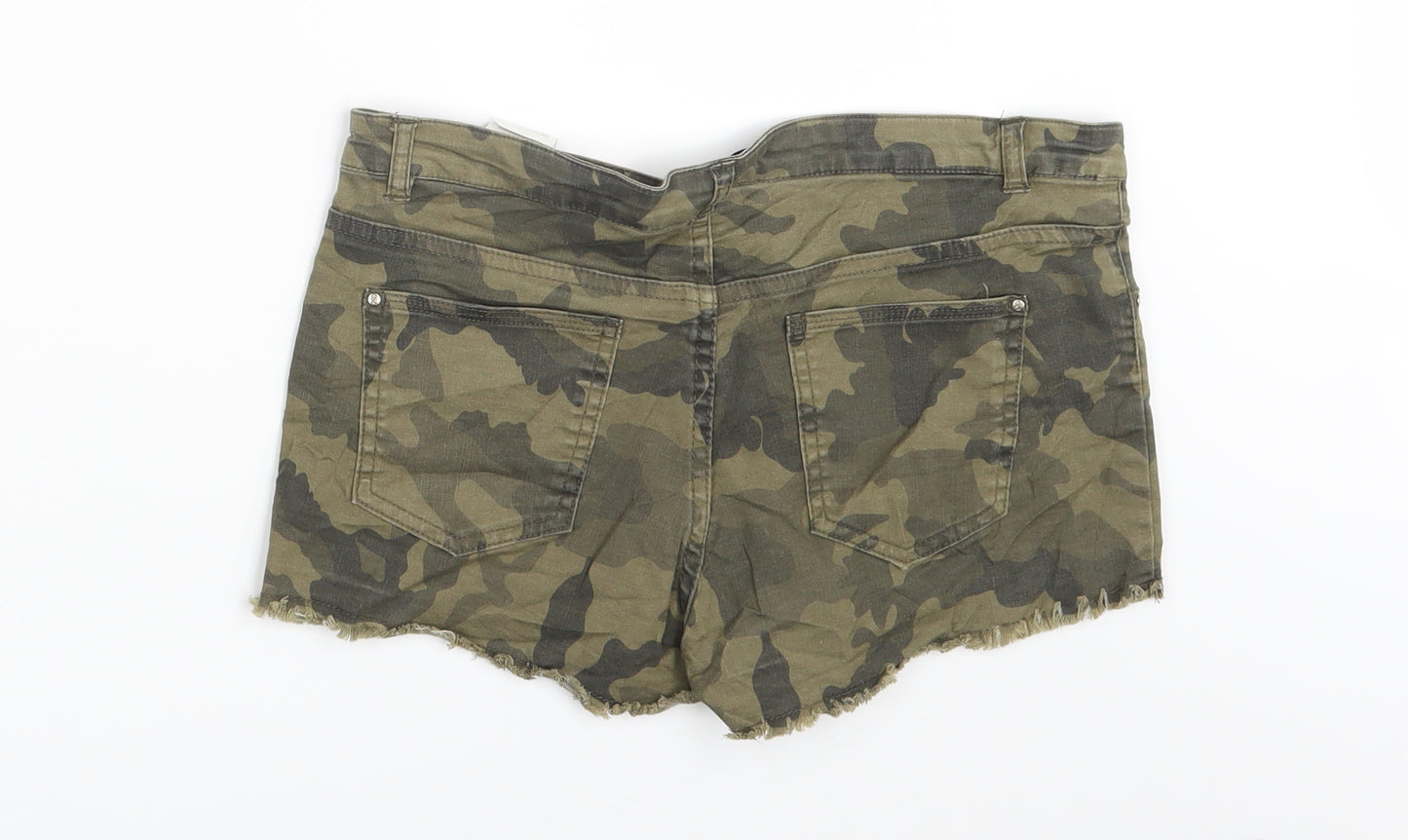 Sinsay Womens Green Camouflage Denim Hot Pants Shorts Size S