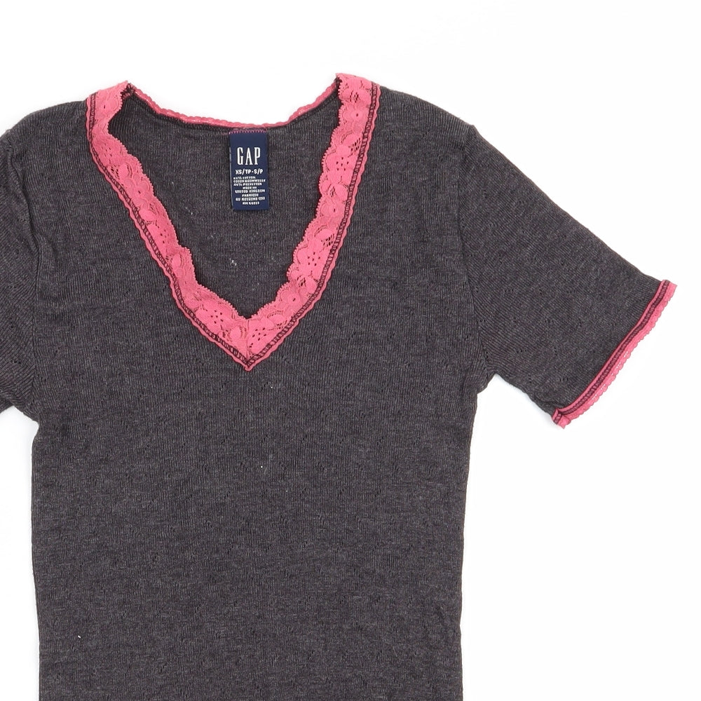 Gap Womens Purple   Basic T-Shirt Size XS