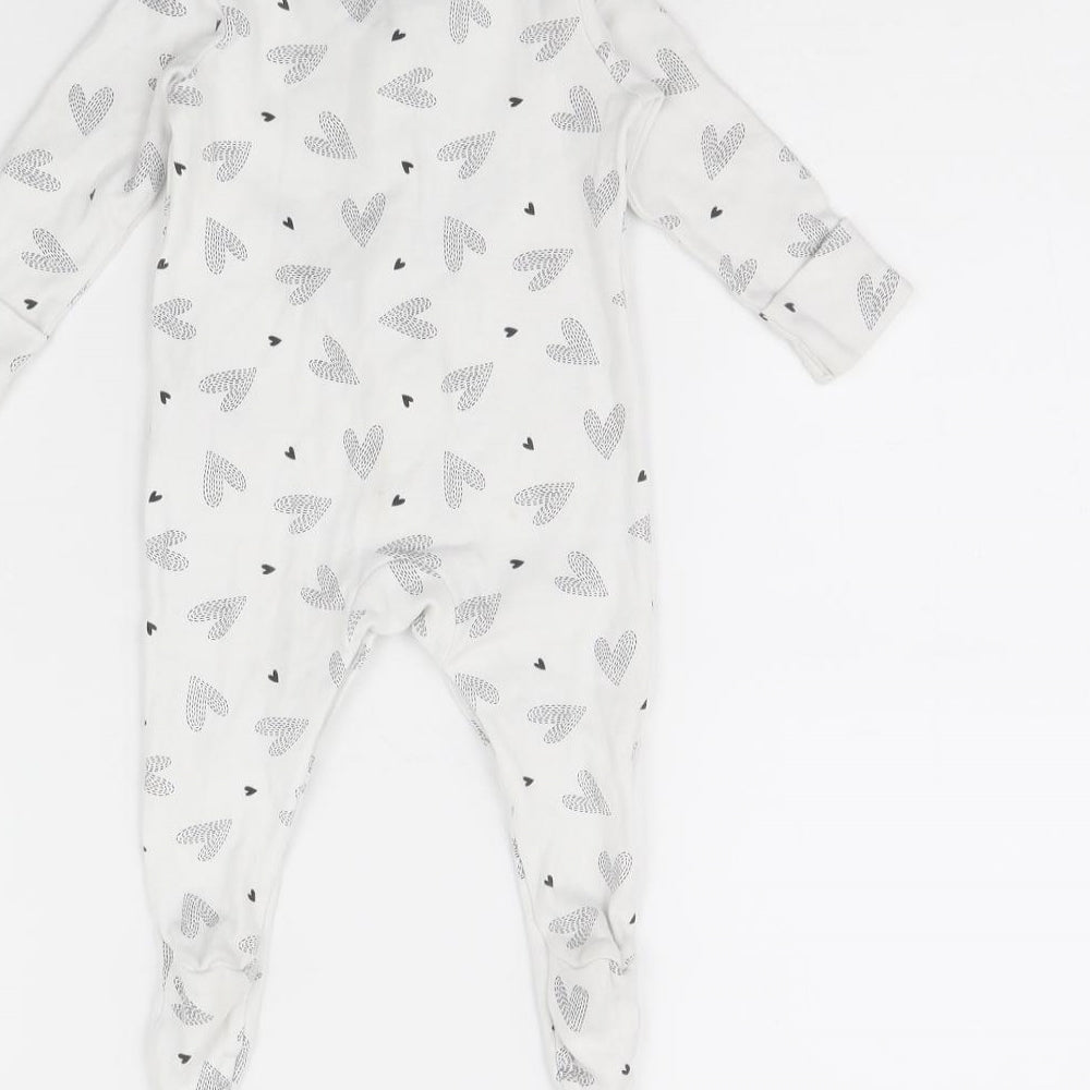 George Baby White Spotted  Babygrow One-Piece Size 3-6 Months  - Heart Detail