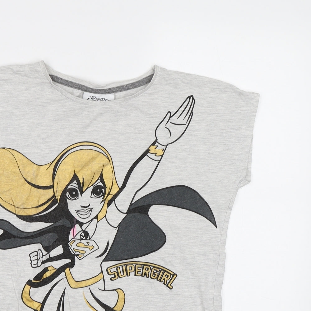 DC Superhero Womens Green   Basic T-Shirt Size S  - Supergirl