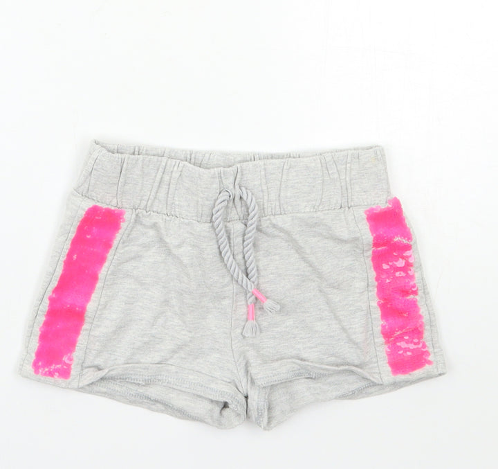 F&F Girls Grey Hot Pants Shorts Size 6-7 Years