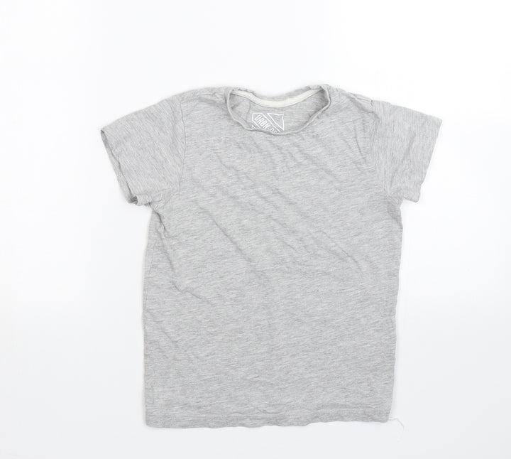 Matalan Boys Grey Basic T-Shirt Size 7 Years
