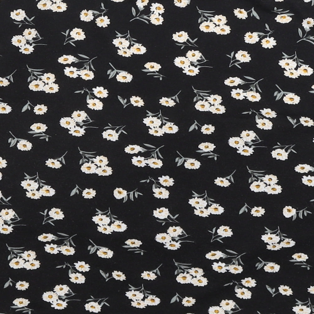 SheIn Womens Black Floral  Cropped T-Shirt Size M