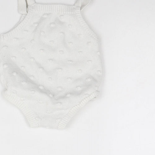 George Baby White   Babygrow One-Piece Size 0-3 Months