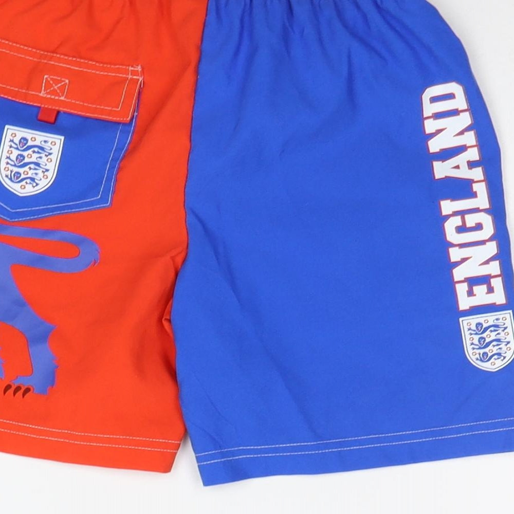 TU Boys Red   Sweat Shorts Size 6 Years - england