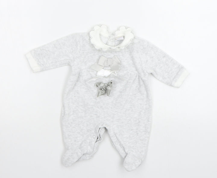 Cutie Pie Baby Grey   Babygrow One-Piece Size Newborn