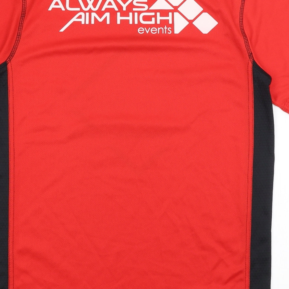 Titan Sports Mens Red   Basic T-Shirt Size S
