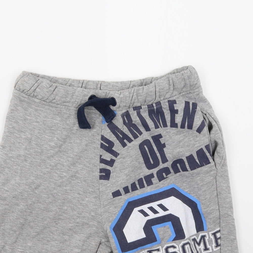 Nutmeg Boys Grey   Bermuda Shorts Size 10-11 Years