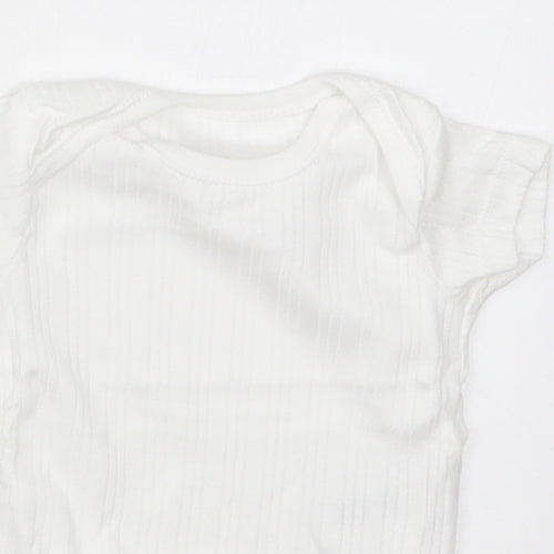 Nutmeg Baby White Striped  Babygrow One-Piece Size Newborn