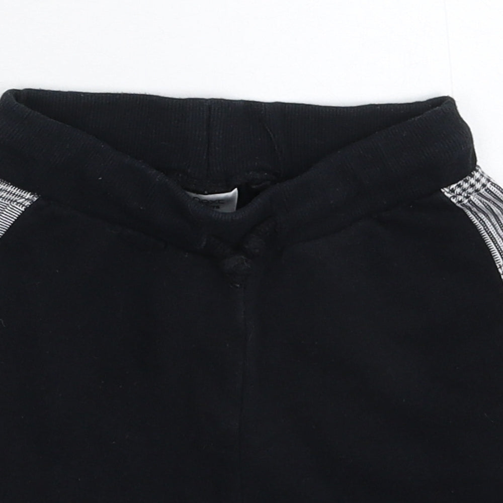 NEXT Boys Black Geometric  Sweat Shorts Size 2-3 Years