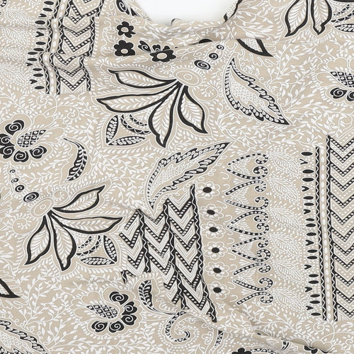 Saloos  Womens Beige Floral  Basic T-Shirt Size L