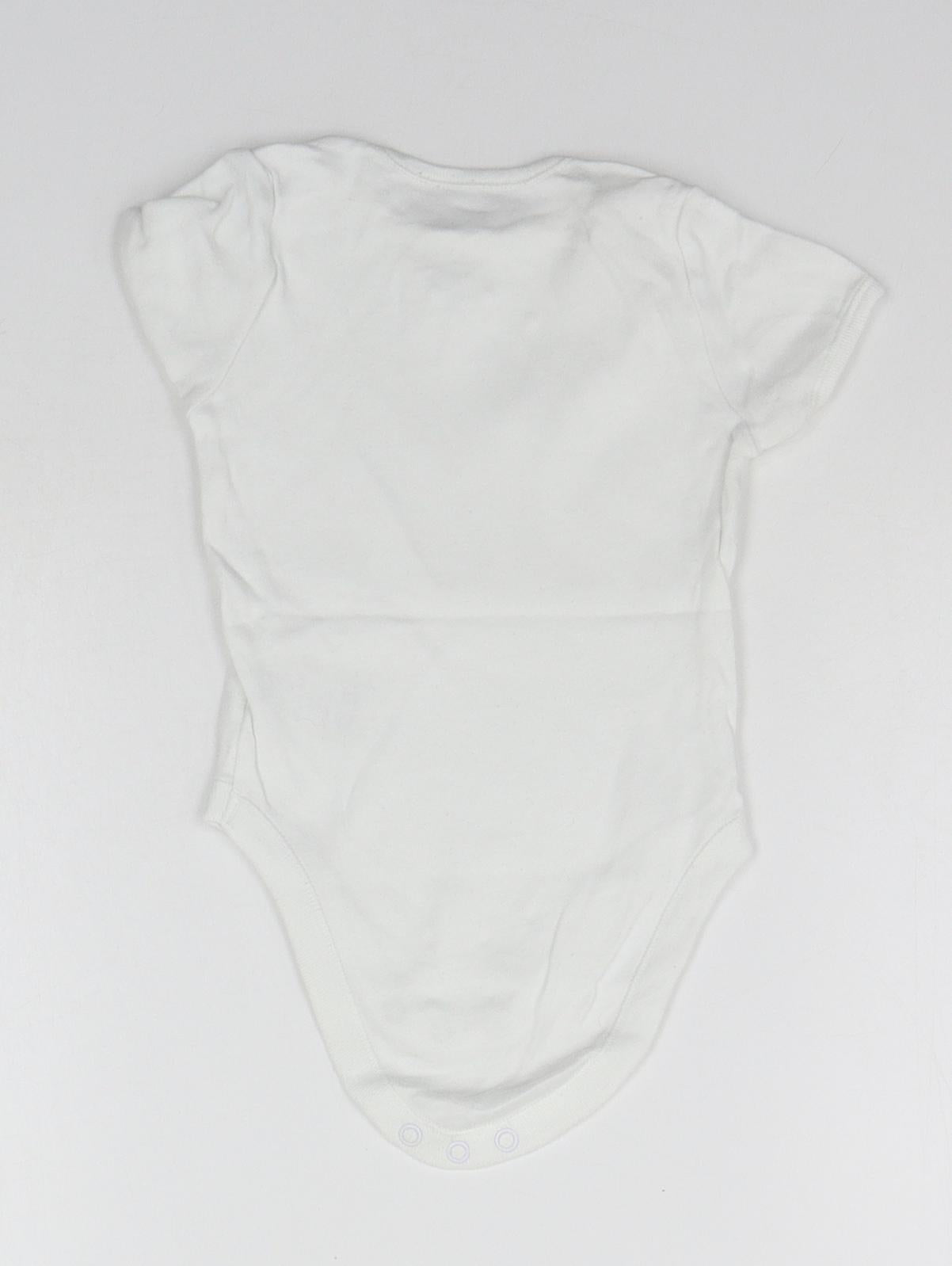 F&F Baby White   Babygrow One-Piece Size 6-9 Months