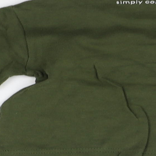 SIMPLY COLOURS Baby Green   Basic T-Shirt Size 9-12 Months