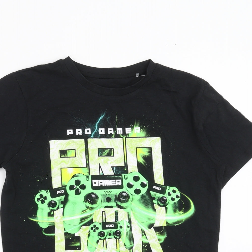 Preworn Boys Black   Basic T-Shirt Size 12-13 Years  - pro gamer