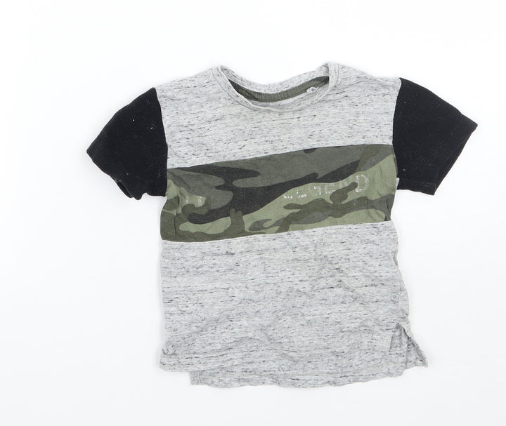 Primark Boys Grey   Basic T-Shirt Size 12 Months
