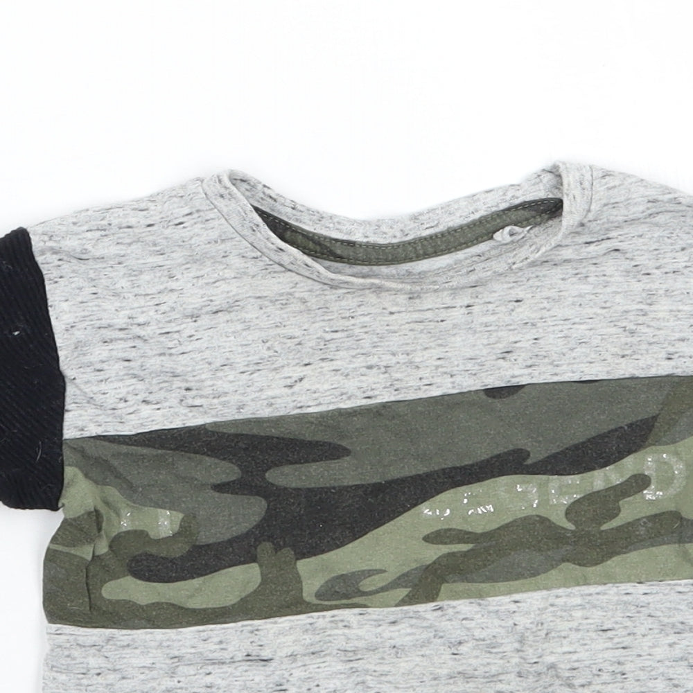 Primark Boys Grey   Basic T-Shirt Size 12 Months