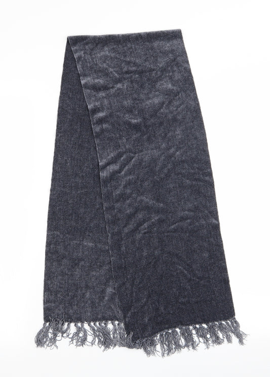Front view of Preworn women’s silver scarf