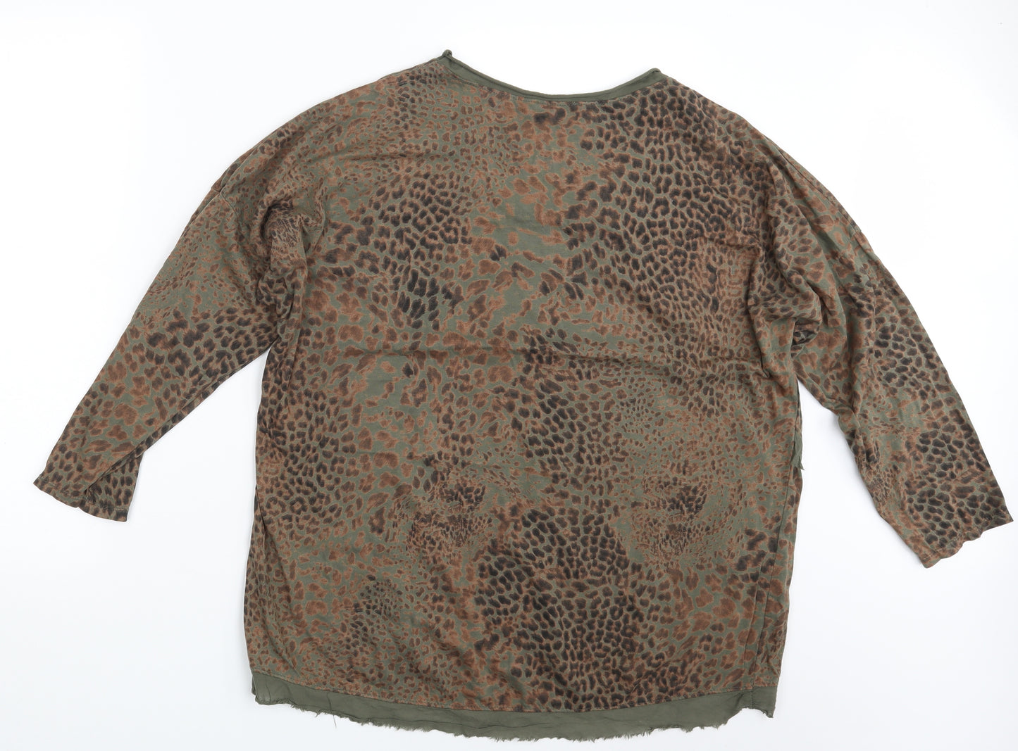 Made in Italy Womens Green Animal Print  Basic T-Shirt One Size