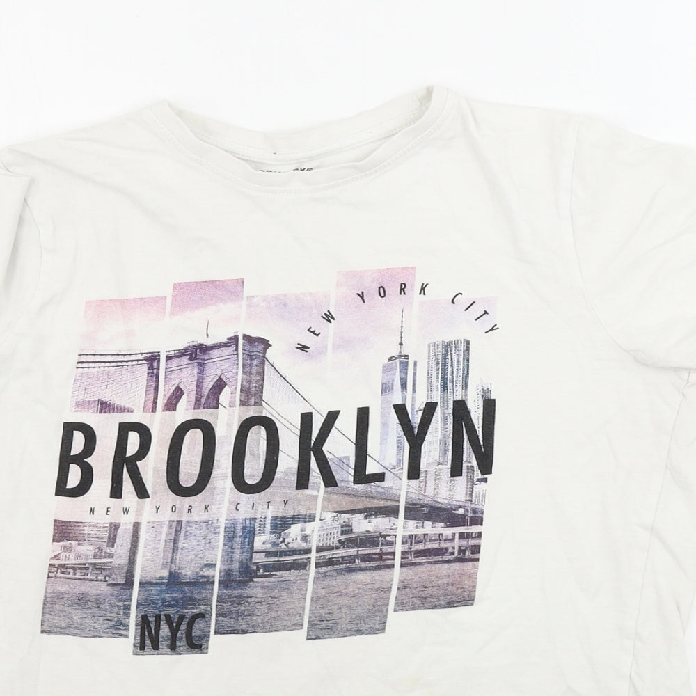 Primark  Boys White   Basic T-Shirt Size 13-14 Years