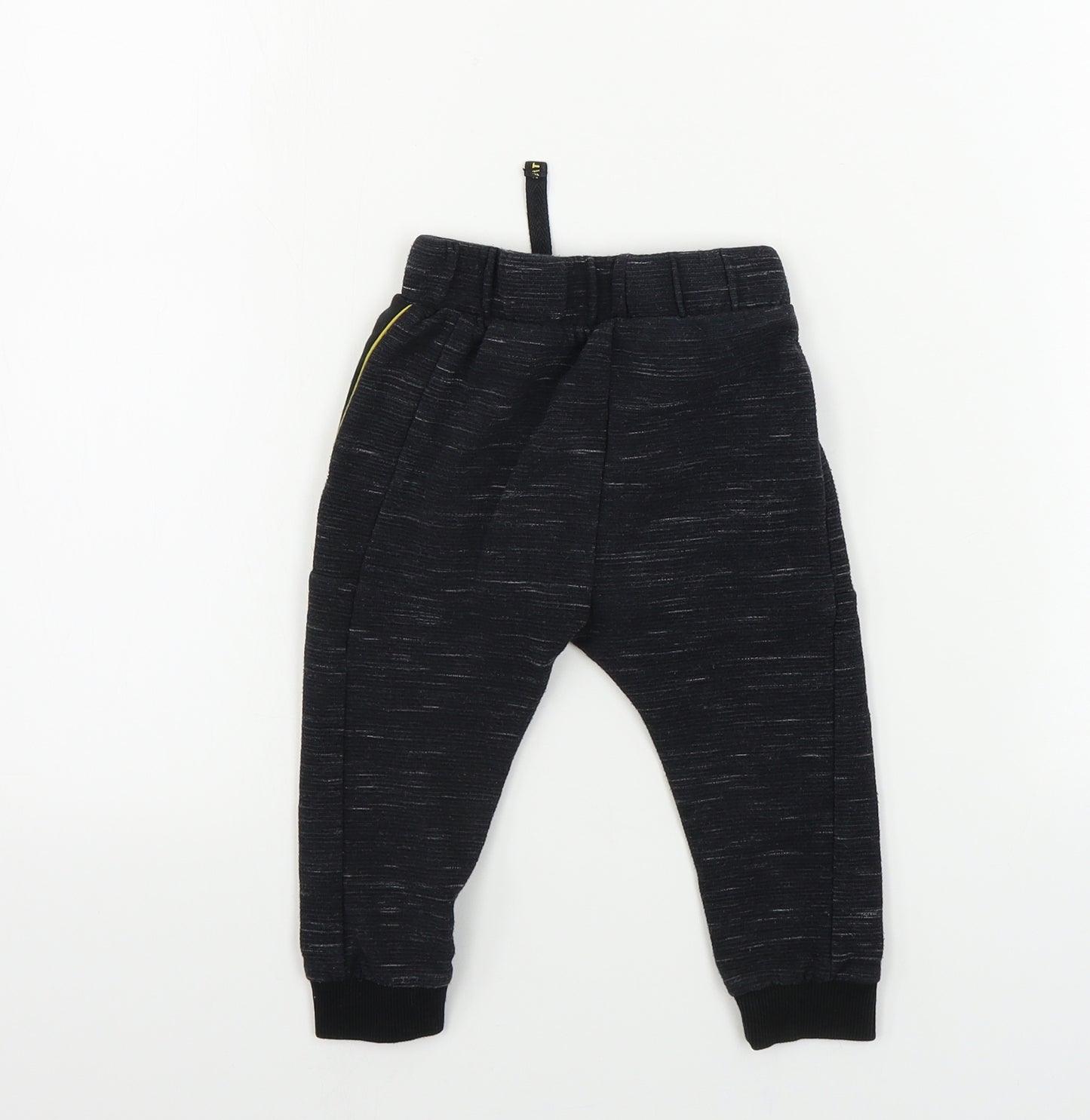 Primark  Boys Black   Sweatpants Trousers Size 6-7 Years
