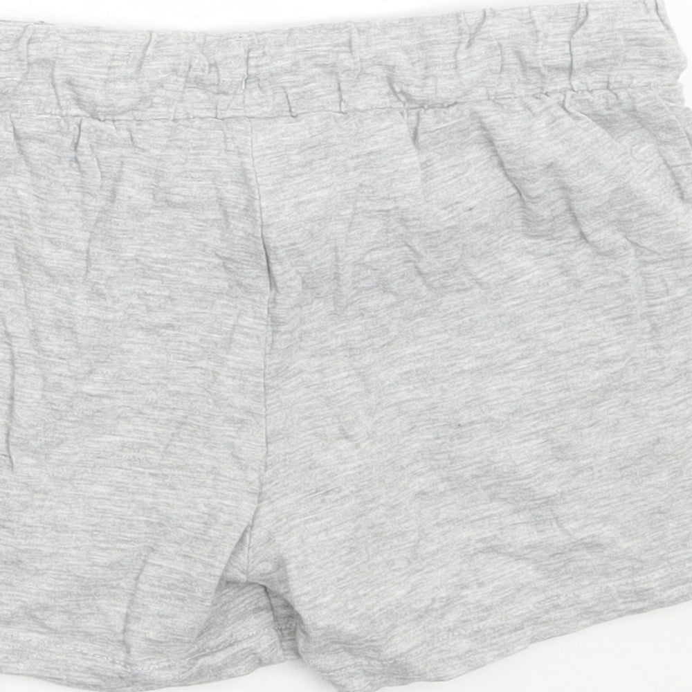 F&F Girls Grey   Sweat Shorts Size 6-7 Years