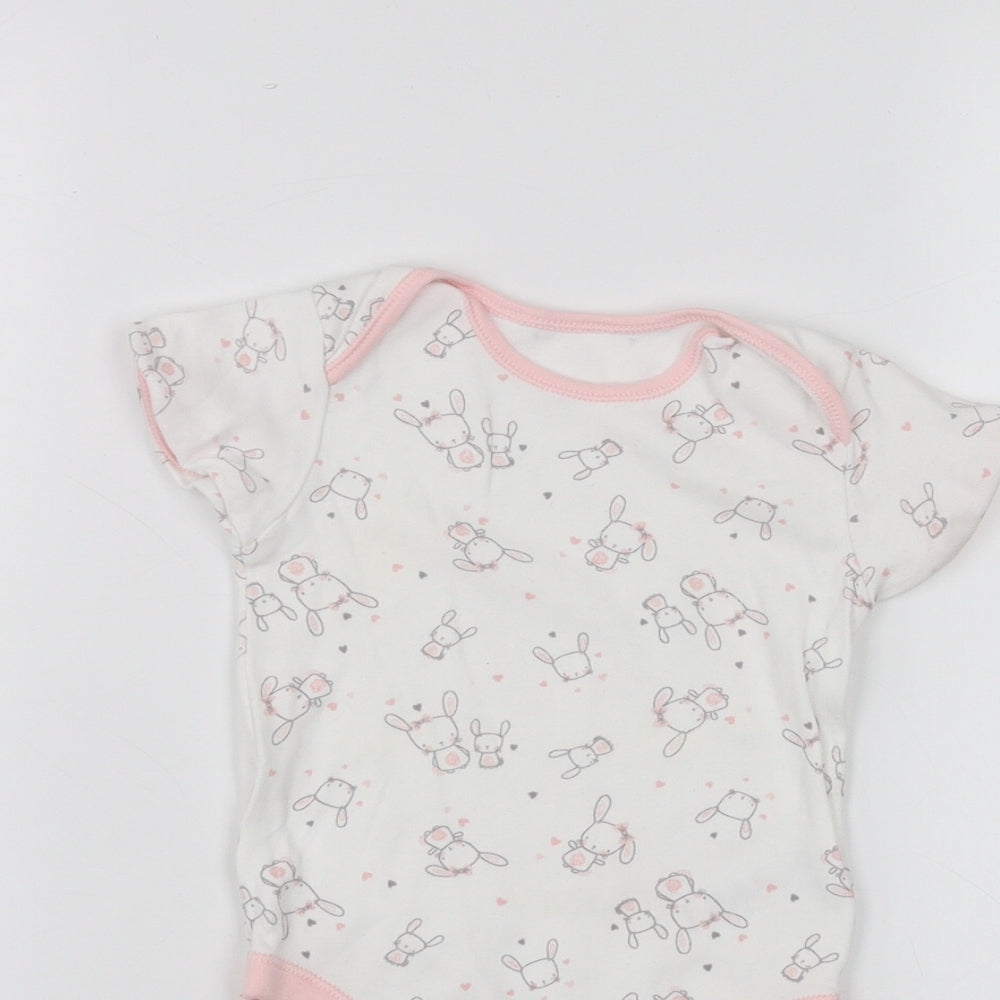George Baby White   Babygrow One-Piece Size 12-18 Months