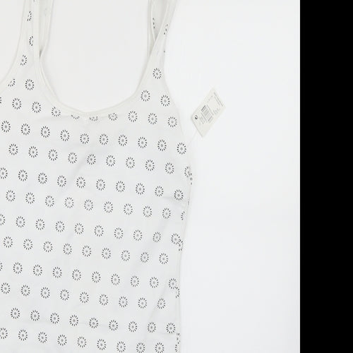 Atmosphere Womens White Geometric  Basic T-Shirt Size 6