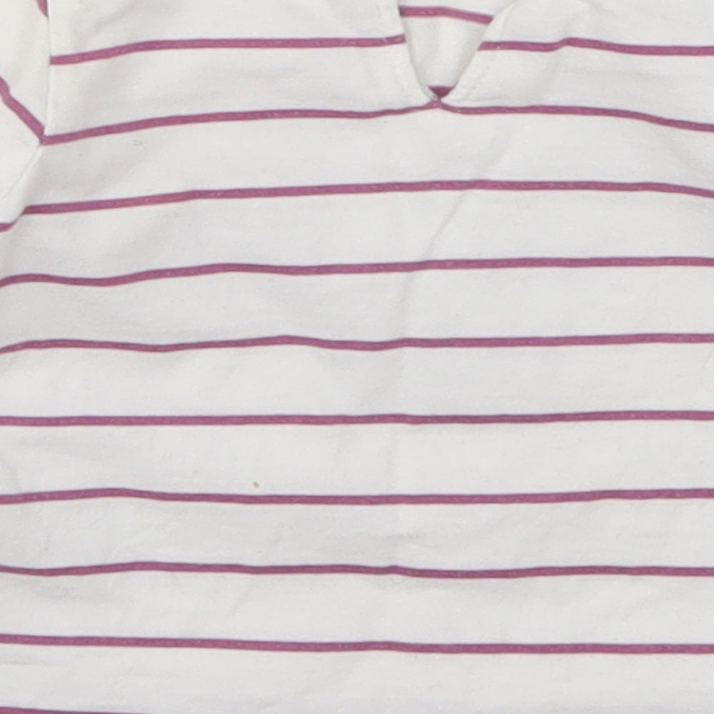 Preworn Girls White Striped  Basic T-Shirt Size 3-6 Months  - Love Heart