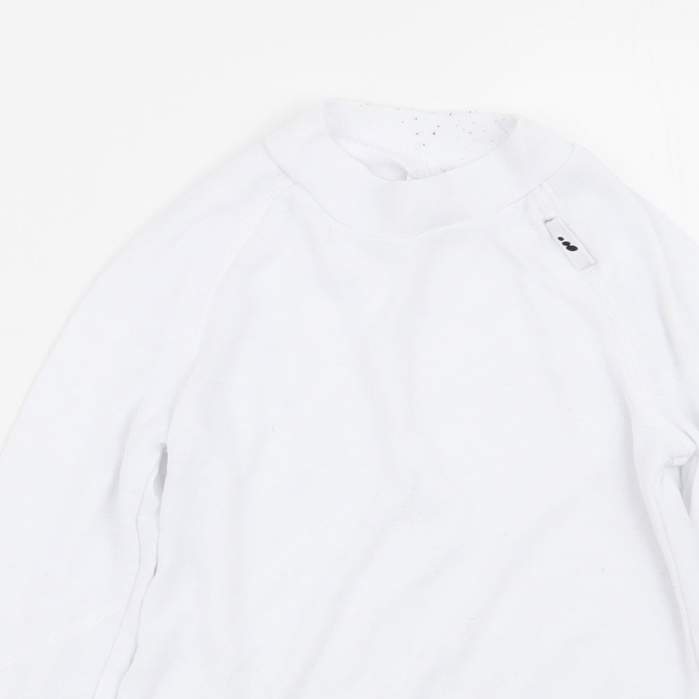 DECATHLON Boys White   Basic T-Shirt Size 8 Years