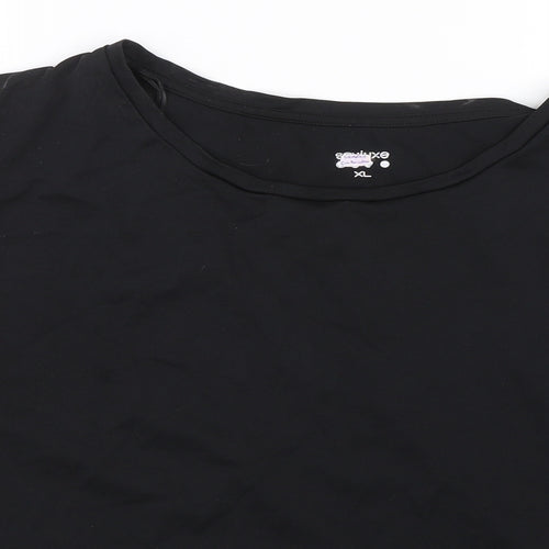 Preworn Womens Black   Basic T-Shirt Size XL
