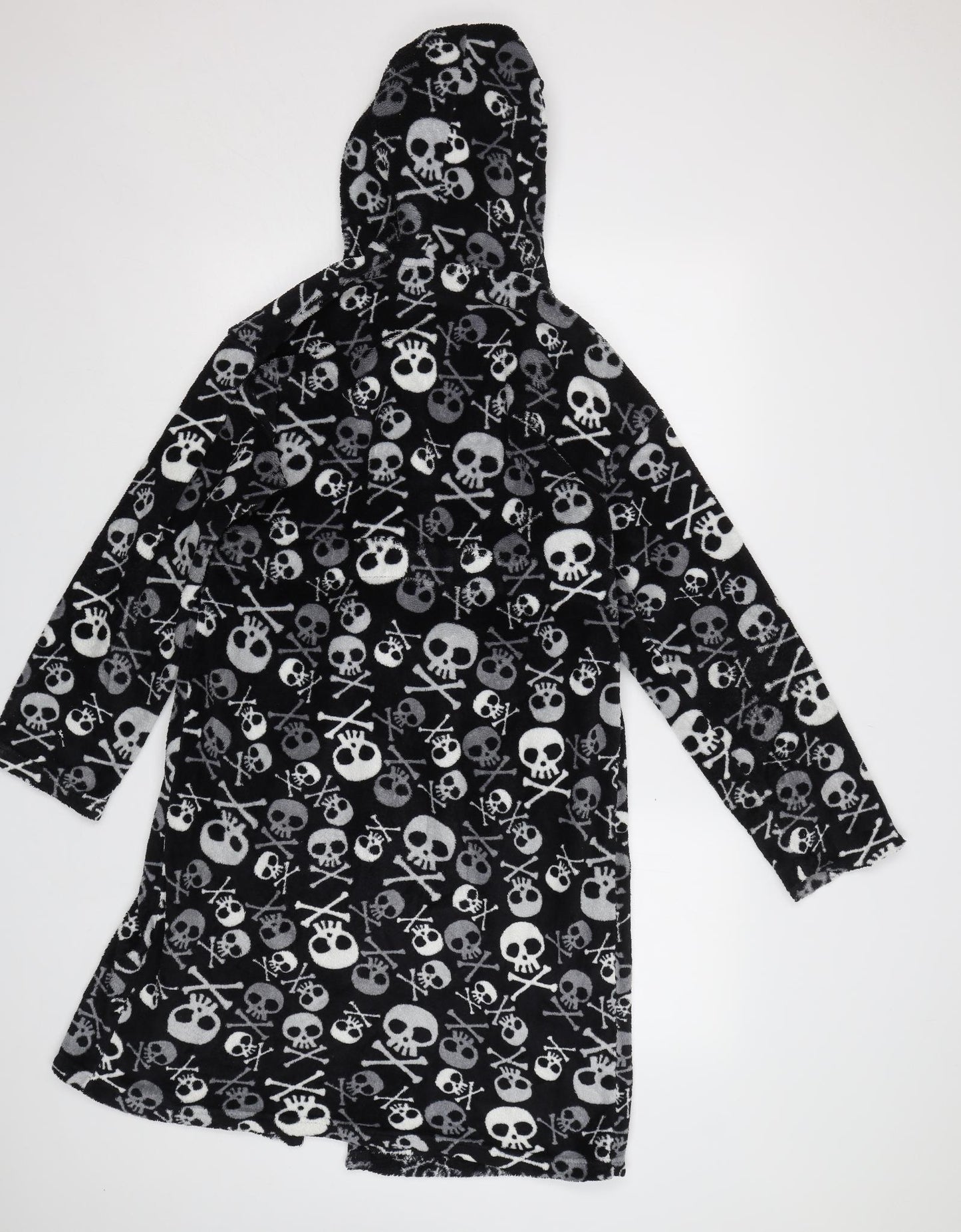 Preworn Boys Grey    Robe Size 12-13 Years  - Skulls
