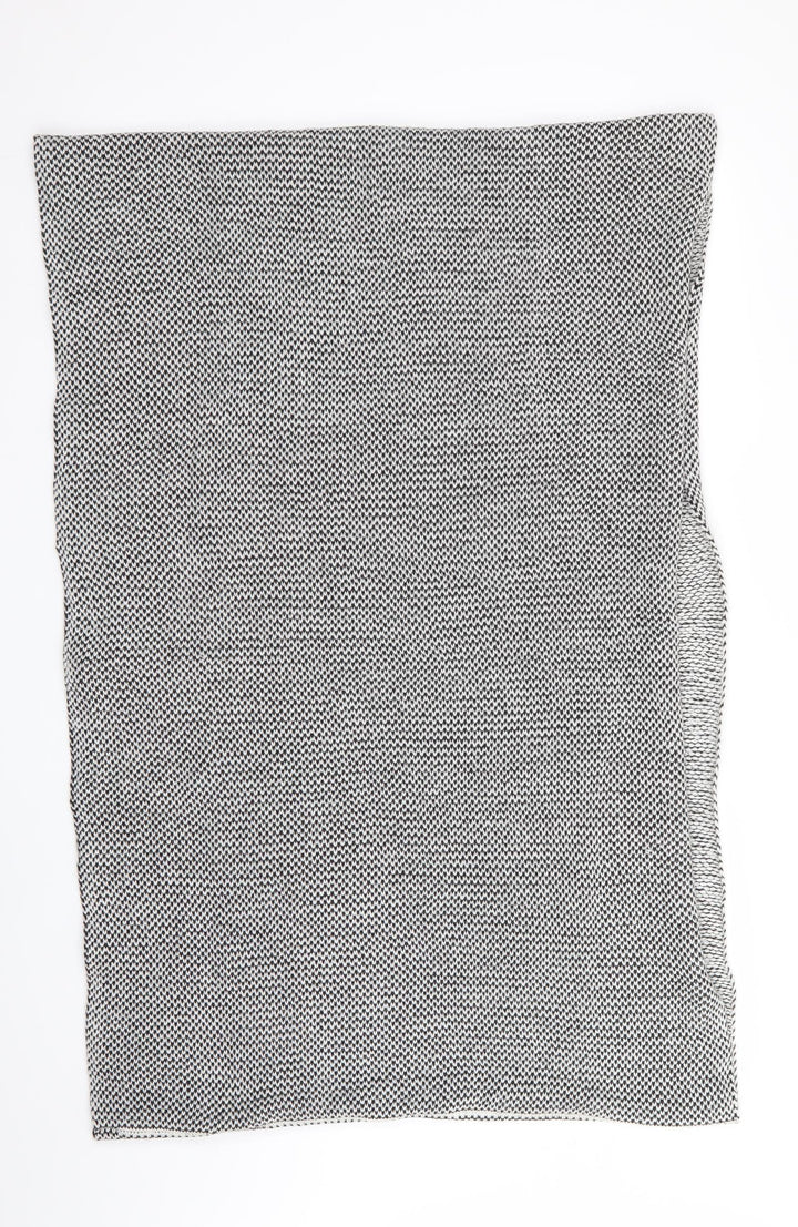H&M Womens Black Houndstooth Scarf - Large Cowl