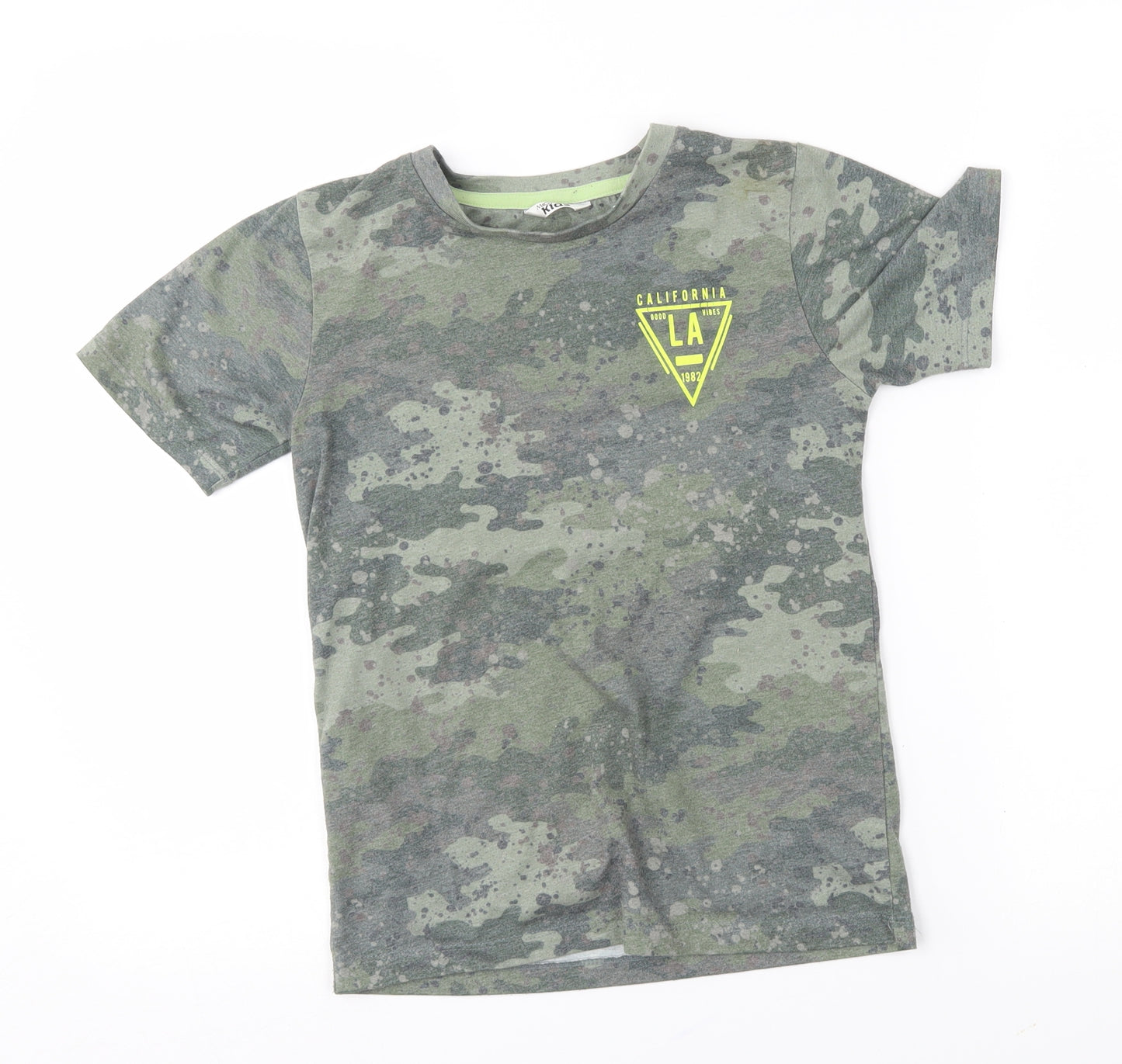 M&Co Boys Green Camouflage  Basic T-Shirt Size 9-10 Years