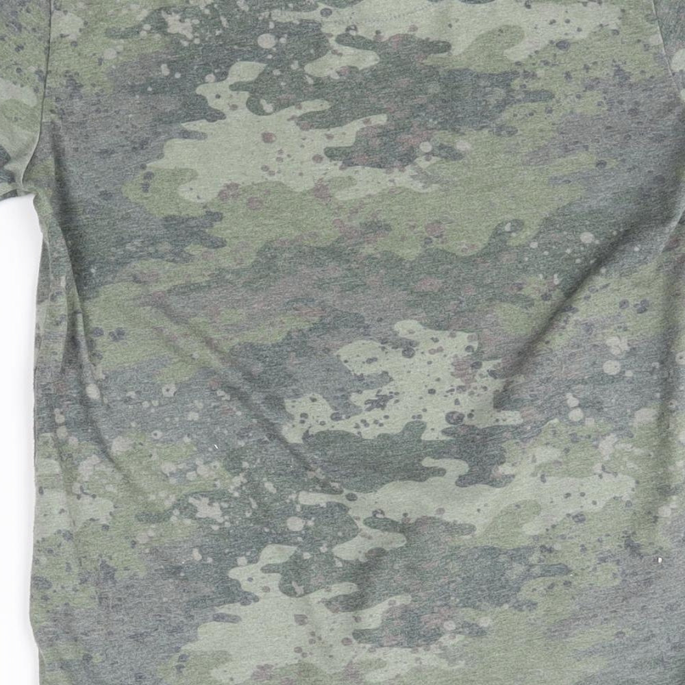 M&Co Boys Green Camouflage  Basic T-Shirt Size 9-10 Years