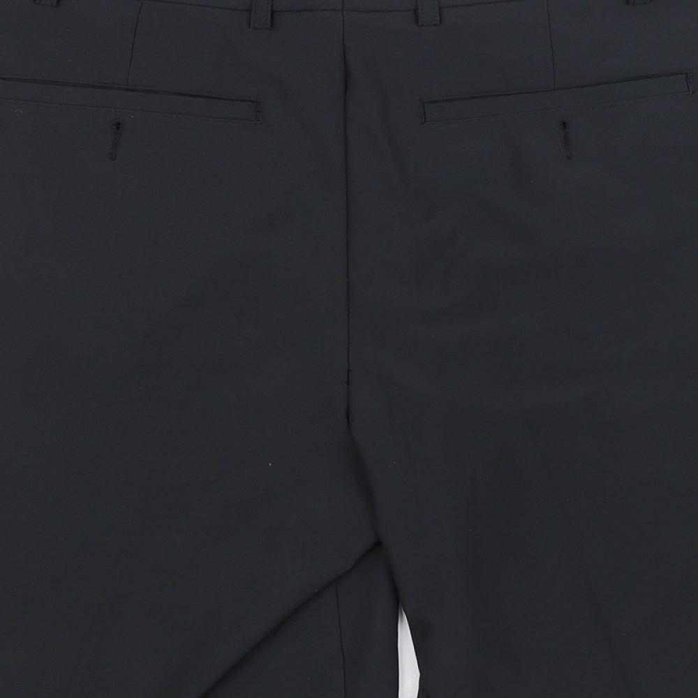 Kirkland Mens Black   Cargo Shorts Size 32 in