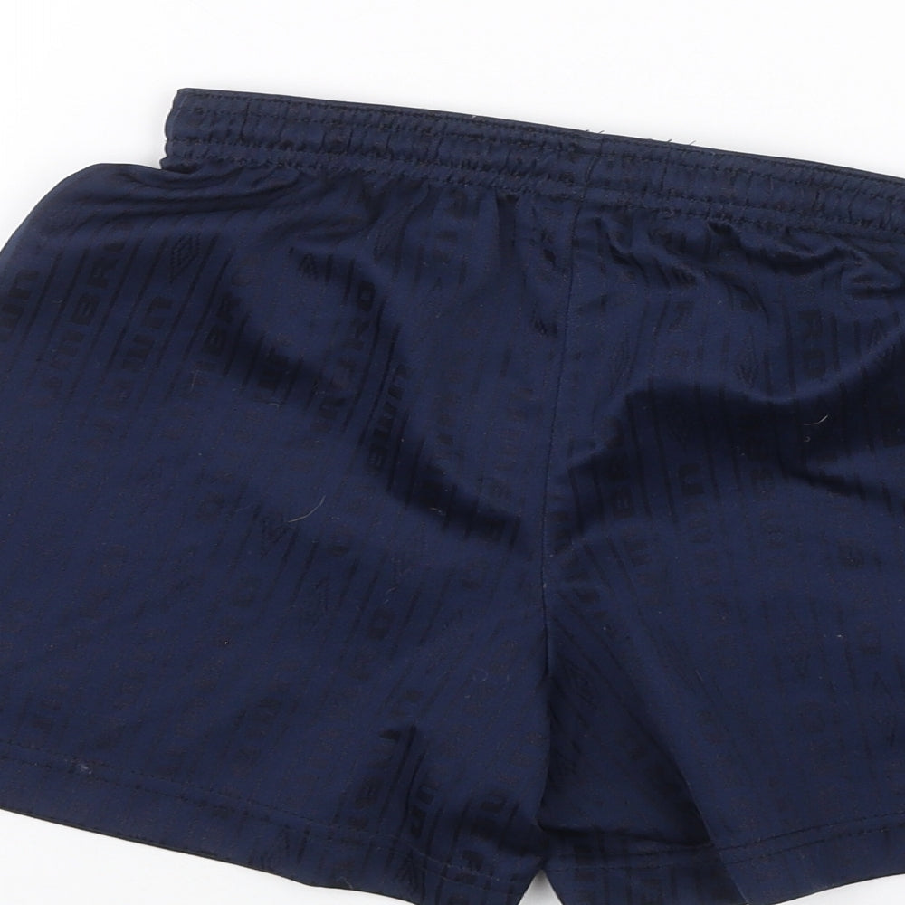 Umbro Boys Blue   Sweat Shorts Size 9 Years