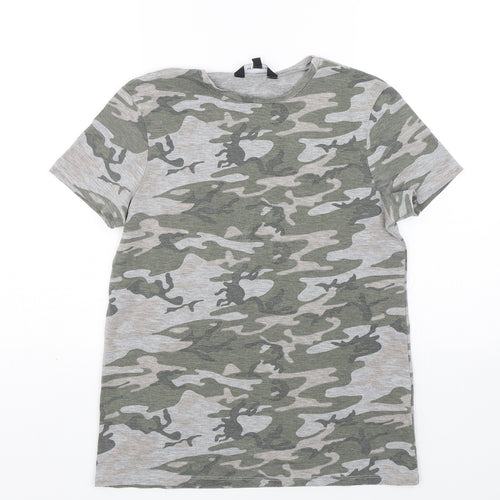 New Look Womens Green Camouflage  Basic T-Shirt Size 6