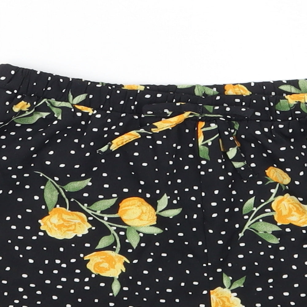Primark Girls Black Polka Dot  Hot Pants Shorts Size 8-9 Years