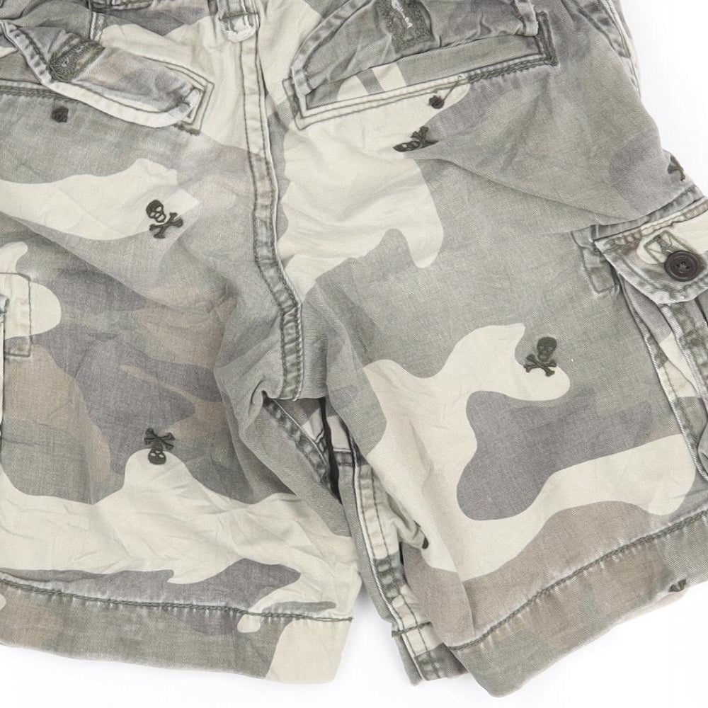 Gap Boys Green Camouflage  Cargo Shorts Size 8-9 Years