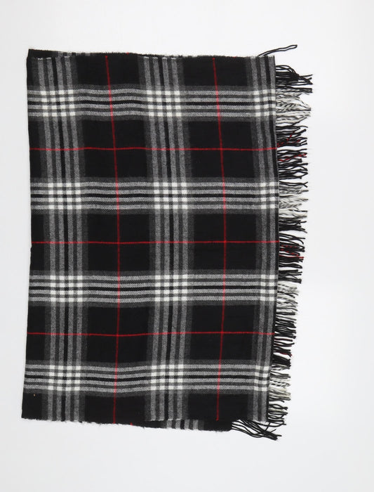 Front view of Preworn women’s grey check knit shawl/wrap