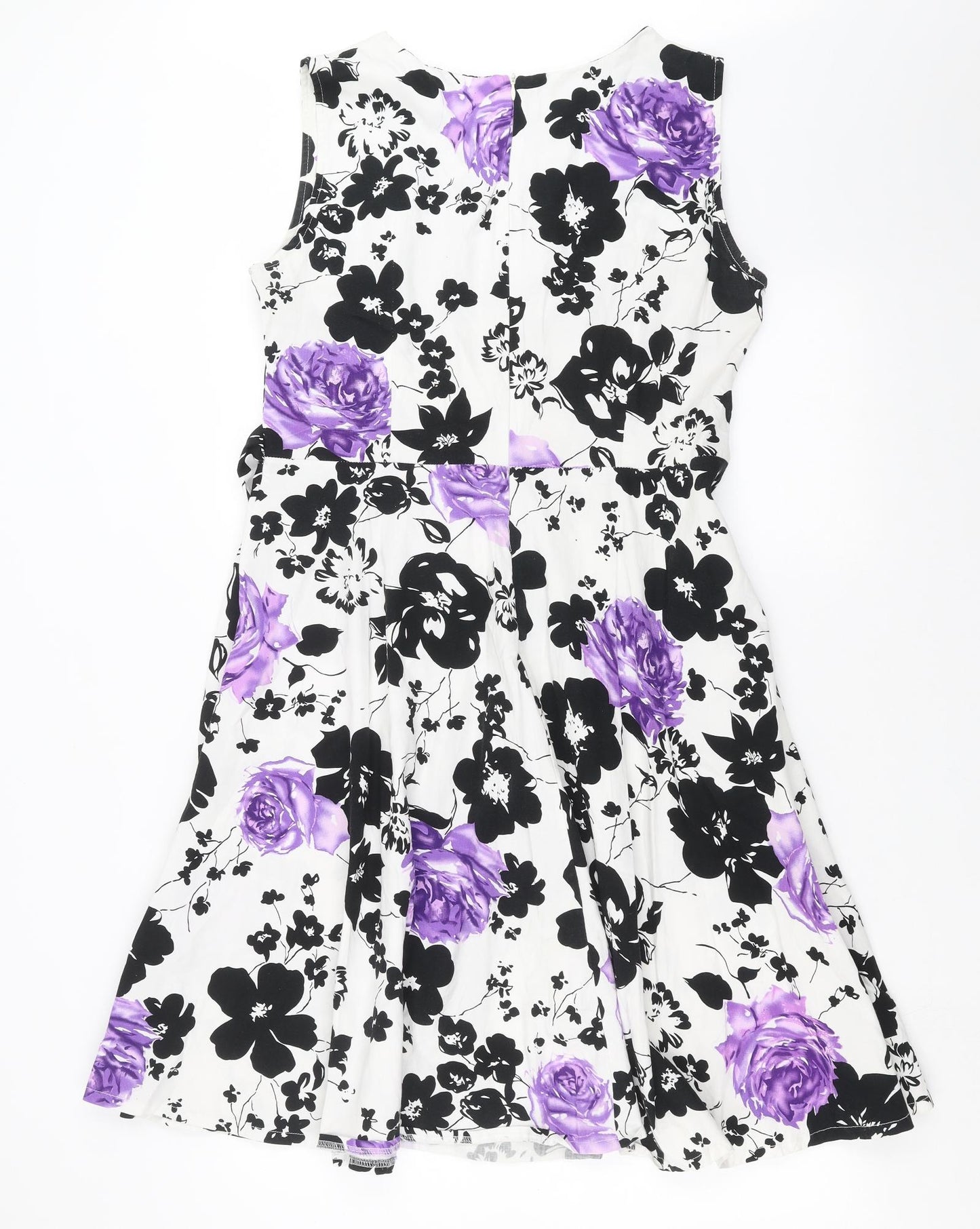 Preworn Womens White Floral  A-Line  Size 2XL