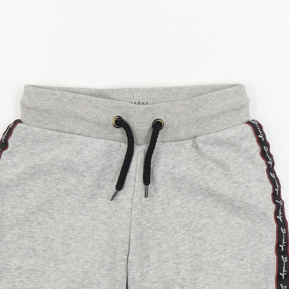 Primark  Boys Grey   Sweat Shorts Size 7-8 Years