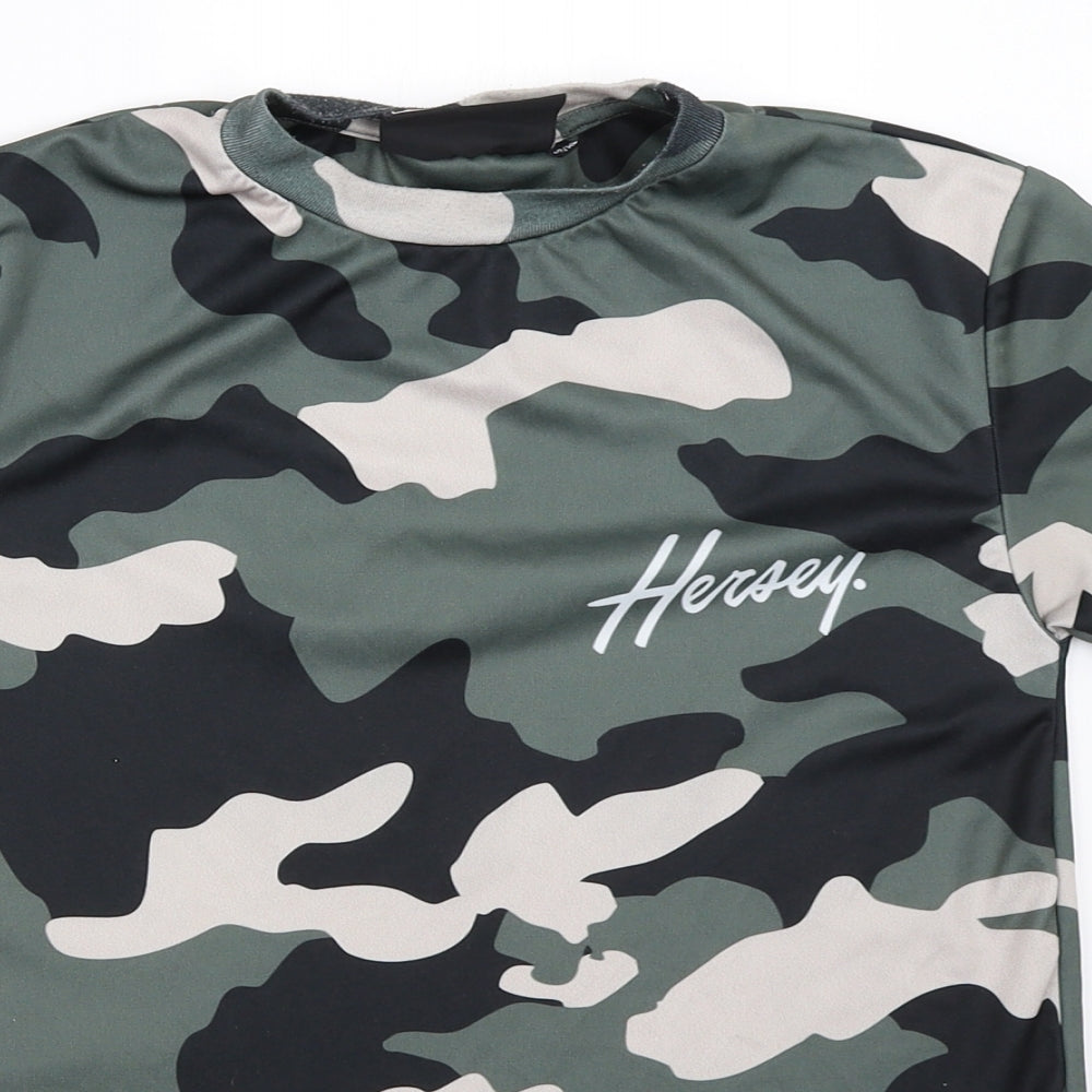 Beck & Hersey Boys Green Camouflage  Basic T-Shirt Size 11-12 Years