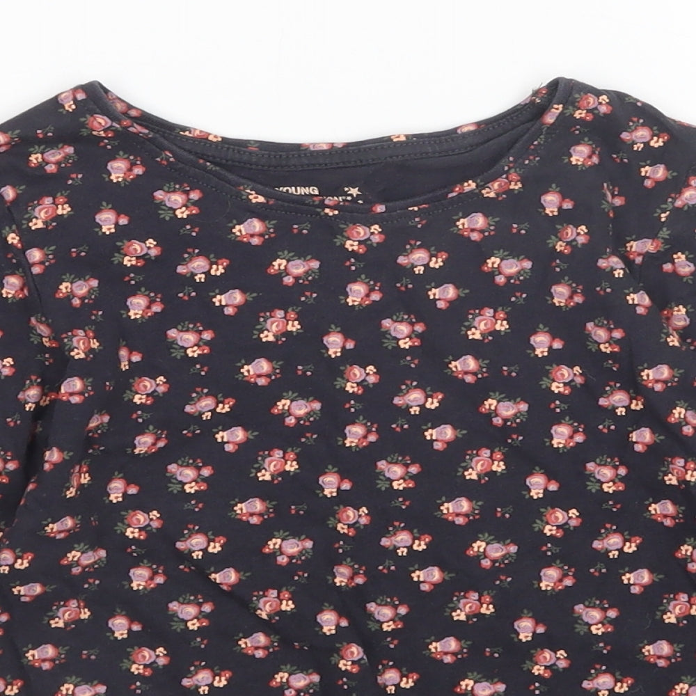 Young Dimension Girls Black Floral  Basic T-Shirt Size 6-7 Years