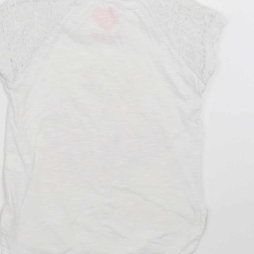 F&F Girls White   Basic T-Shirt Size 5-6 Years  - flowers, beautiful