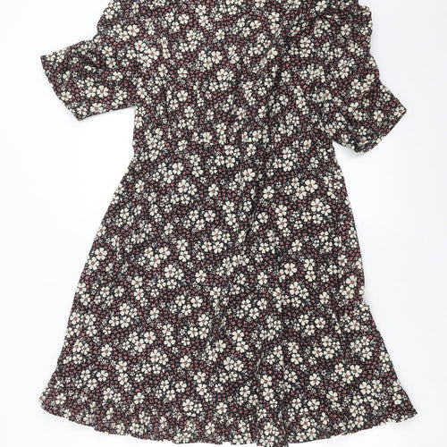 New Look Womens Black Floral  Fit & Flare  Size 16