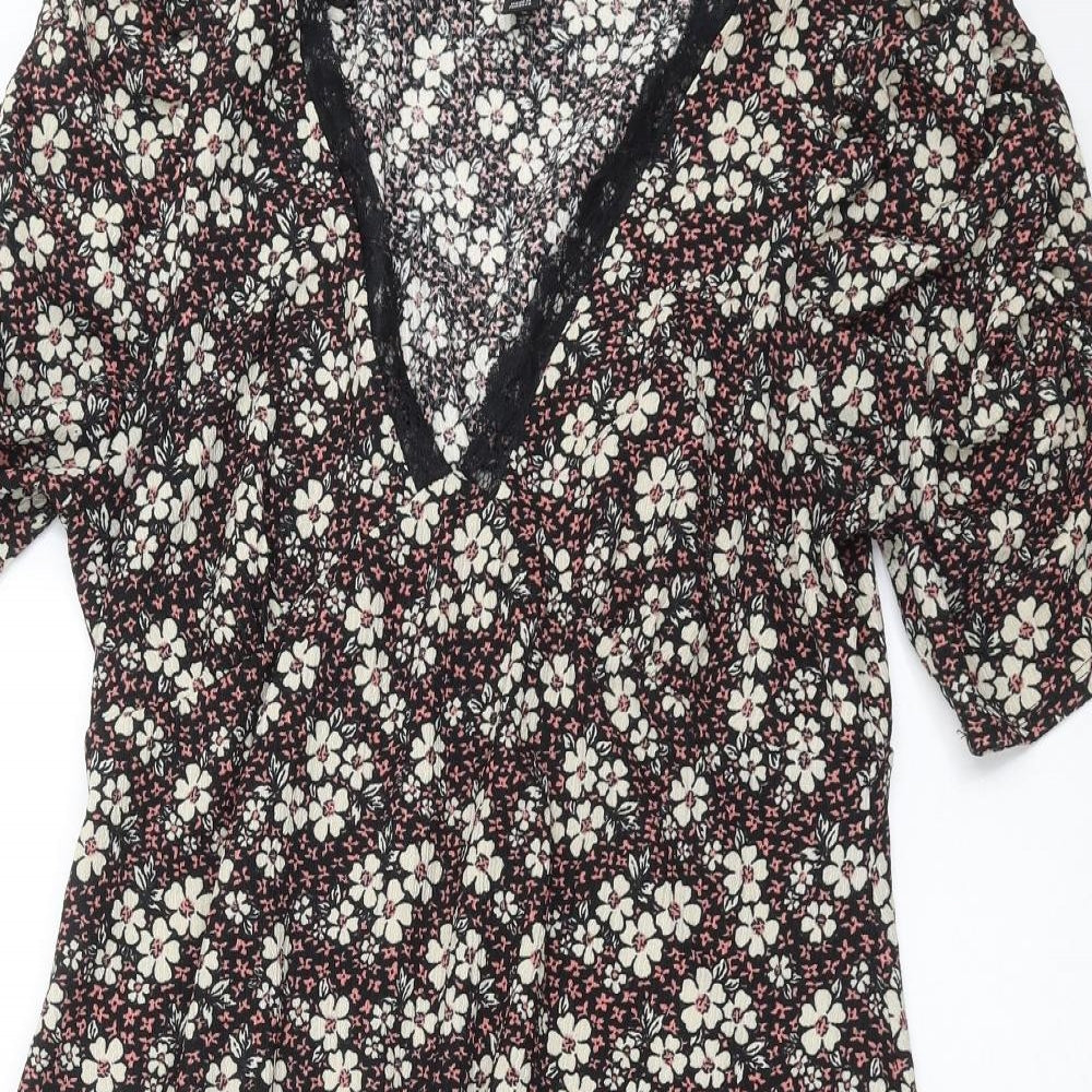 New Look Womens Black Floral  Fit & Flare  Size 16