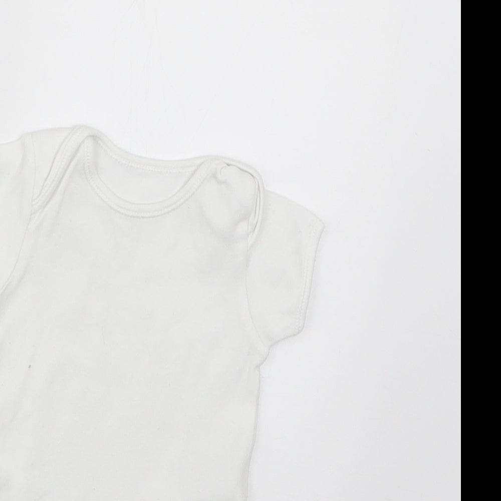 George Baby White   Babygrow One-Piece Size 0-3 Months